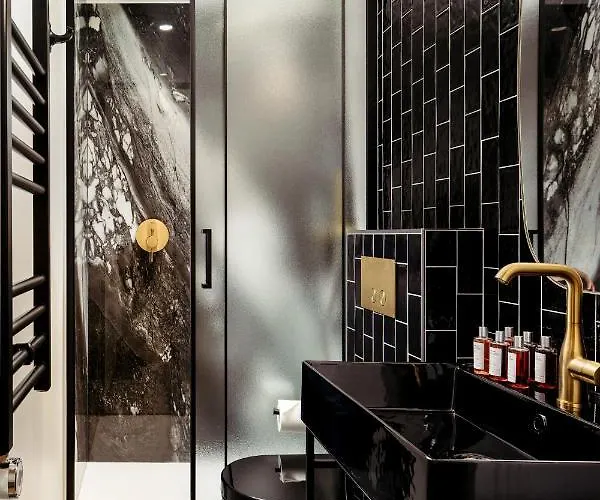 My Maison In Montmartre *