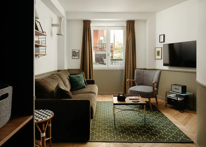 My Maison In Montmartre *