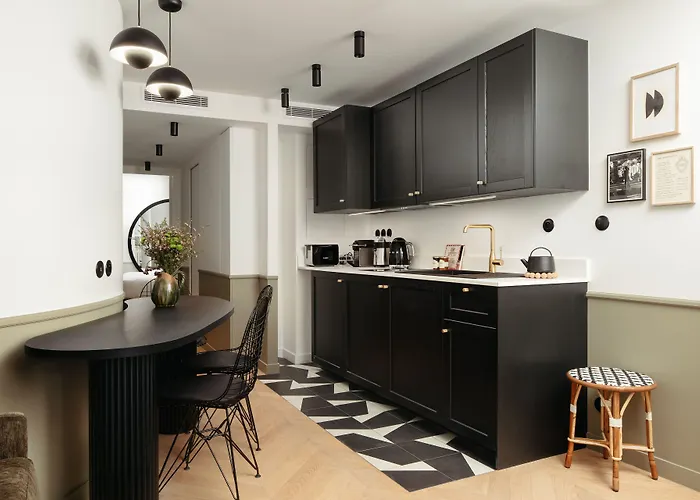 My Maison In Montmartre *
