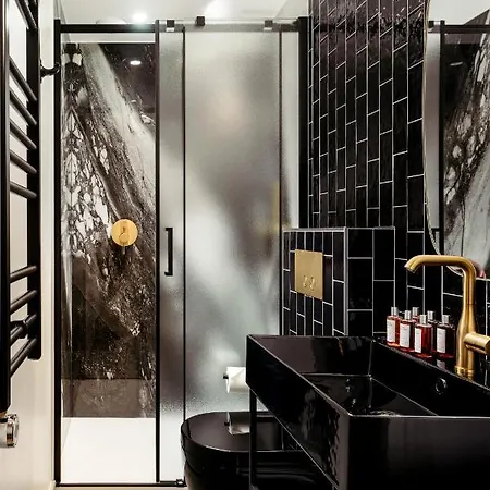 My Maison In Montmartre *